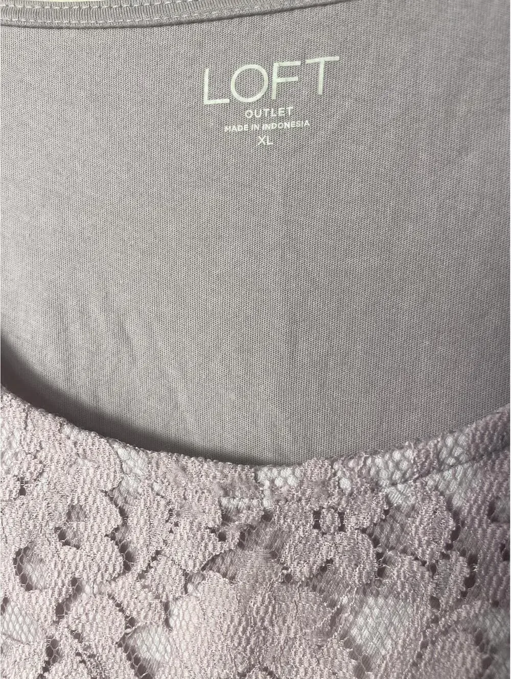 LOFT Lace Front Top Blouse Women's Size XL Purple Floral Striped Feminine - Picture 2 of 5